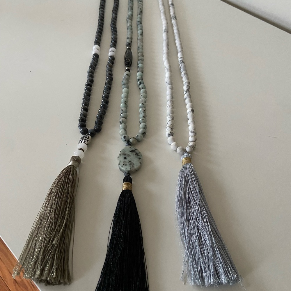 Elegant Tassel Necklace Set - Black, Gray, Green